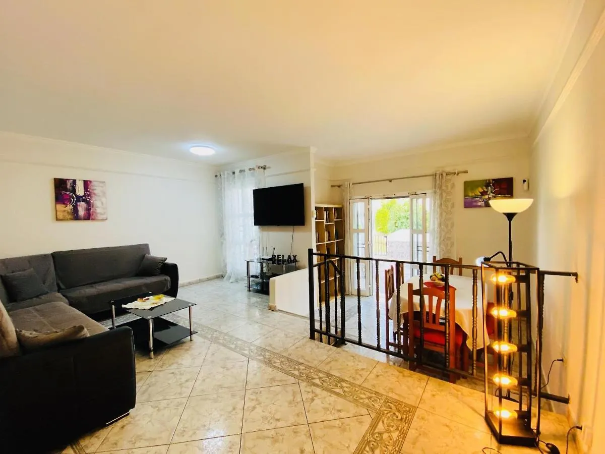 Semesterbostad Sunshine Holiday House Costa Adeje
