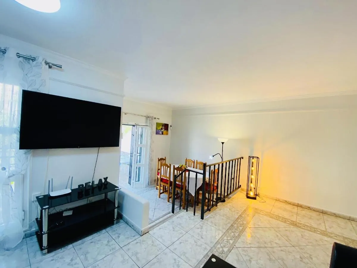 Sunshine Holiday House Costa Adeje  Semesterbostad Costa Adeje (Tenerife)